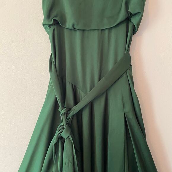 Fame and Partners Emerald Green Drop Waist Maxi Dress Holiday Women's 4 / Small - Picture 4 of 14